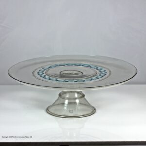 Large 17th century façon de Venise tazza