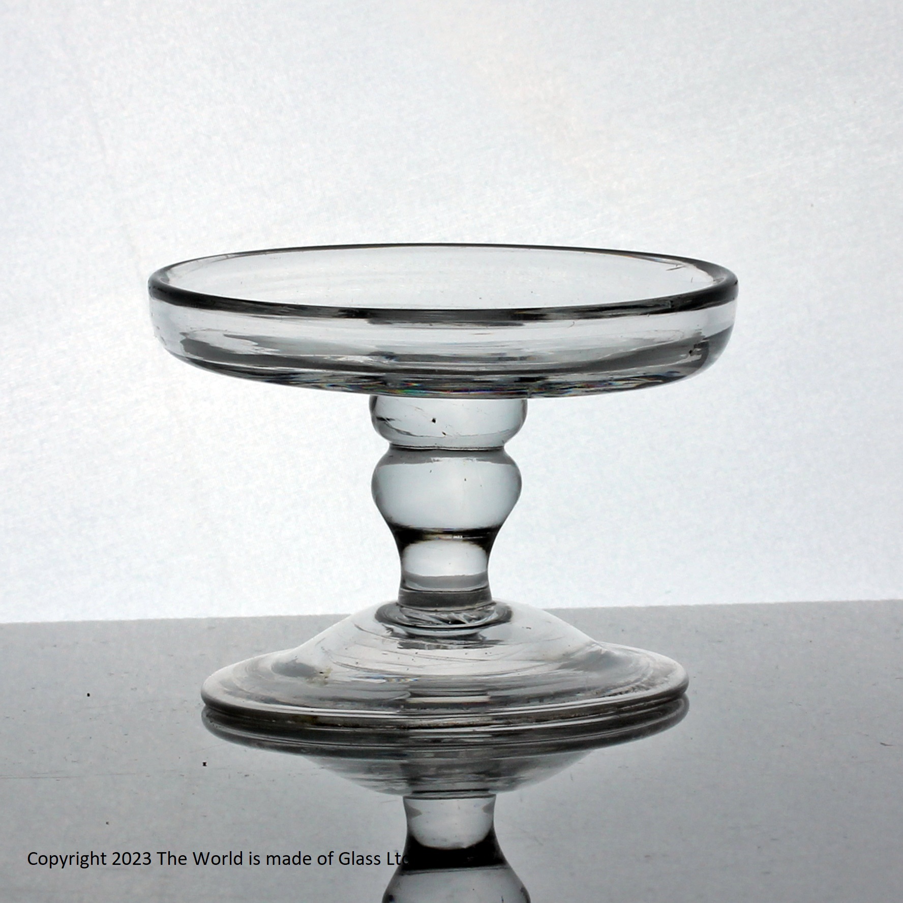 Georgian baluster patch stand
