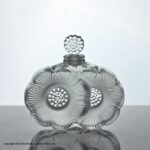 Lalique Deux Fleurs scent bottle