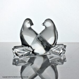 Baccarat lead crystal two doves figurine