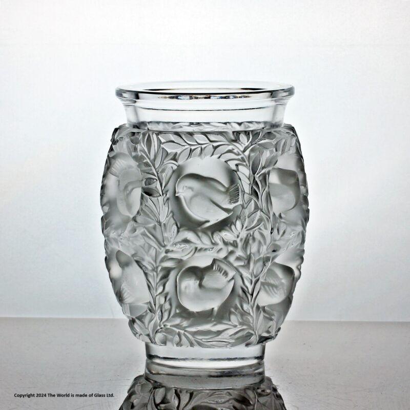 Lalique Bagatelle vase, designed by Marc Lalique in 1939