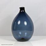 Timo Sarpaneva for Iittala Lintupullo/bird bottle vase, blue