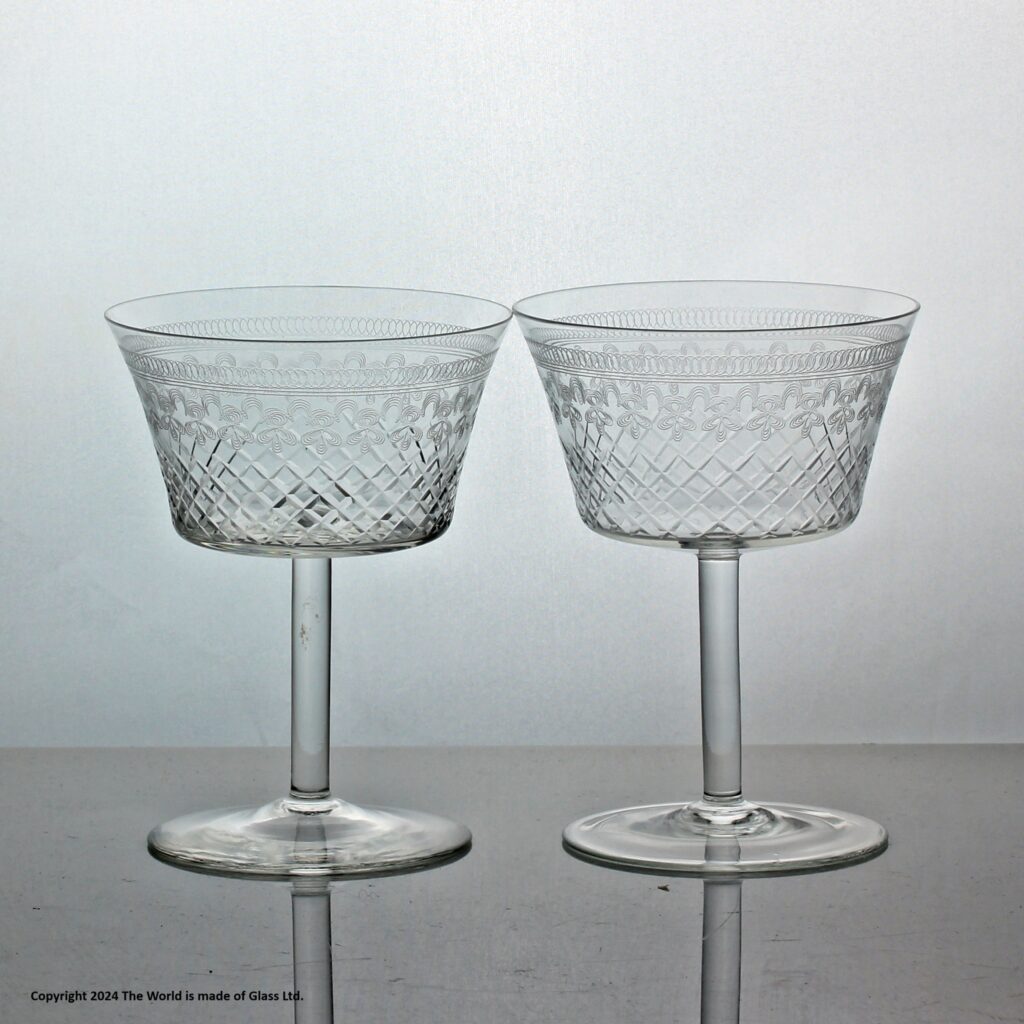Pair of Pall Mall/Lady Hamilton pattern tall champagne coupes